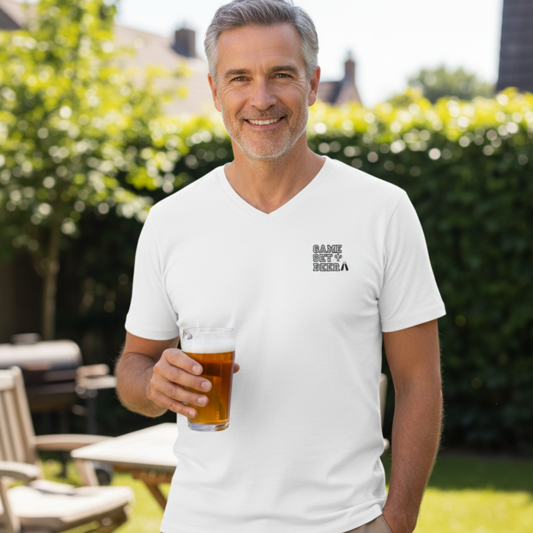 Game Set Beer - Herren Premium Organic V-Neck T-Shirt