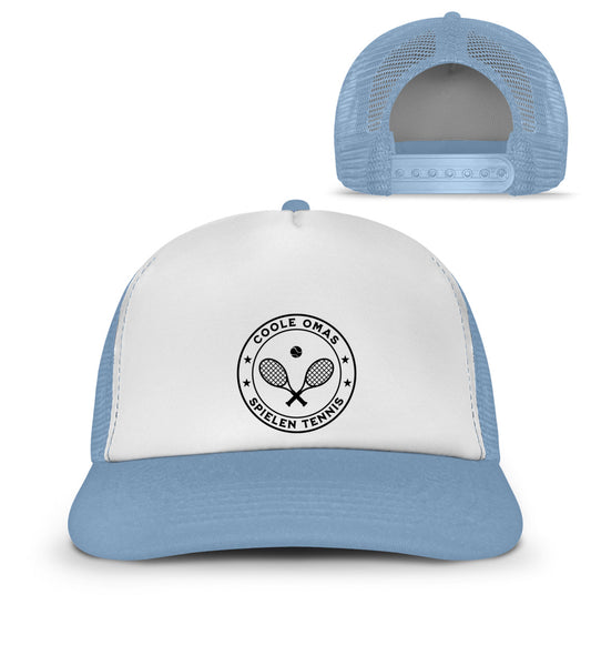Retro Trucker Kappe für Damen mit dem aufgestickten Slogan "Coole Omas spielen Tennis", verstellbare Passform, stylisches Tennis-Accessoire mit Mesh-Rückseite.